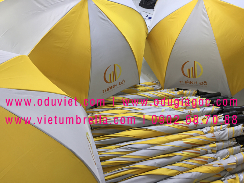 xưởng sản xuất ô dù cầm tay in logo quảng cáo